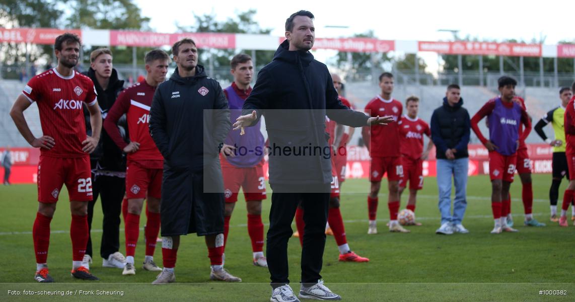 SPO, viertklassig, vierthöchste Spielklasse, Voetbal, Teamsport, Sport, Soccer, Saison 2024 2025, Profifußball, Männer, Mannschaftssport, Würzburg, Le Football, Herren, Germany, GER, Fußball, Futbol, Fussball, Fotball, Viertklassigkeit, Vierte Liga, Deutschland, DFB, DEU, AKON ARENA, Calcio, Regionalliga, Regionalliga Bayern, 2024/25, 11. Spieltag - Bild-ID: 1000382 SPO, viertklassig, vierthöchste Spielklasse, Voetbal, Teamsport, Sport, Soccer, Saison 2024 2025, Profifußball, Männer, Mannschaftssport, Würzburg, Le Football, Herren, Germany, GER, Fußball, Futbol, Fussball, Fotball, Viertklassigkeit, Vierte Liga, Deutschland, DFB, DEU, AKON ARENA, Calcio, Regionalliga, Regionalliga Bayern, 2024/25, 11. Spieltag - Bild-ID: 1000382