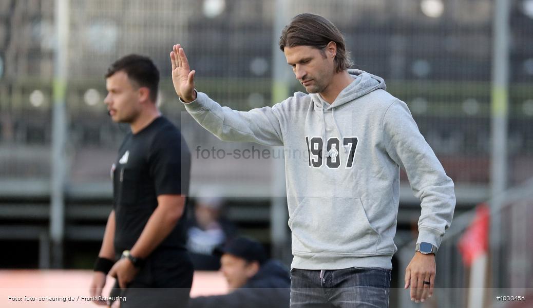 SPO, viertklassig, vierthöchste Spielklasse, Voetbal, Teamsport, Sport, Soccer, Saison 2024 2025, Profifußball, Männer, Mannschaftssport, Würzburg, Le Football, Herren, Germany, GER, Fußball, Futbol, Fussball, Fotball, Viertklassigkeit, Vierte Liga, Deutschland, DFB, DEU, AKON ARENA, Calcio, Regionalliga, Regionalliga Bayern, 2024/25, 11. Spieltag - Bild-ID: 1000456