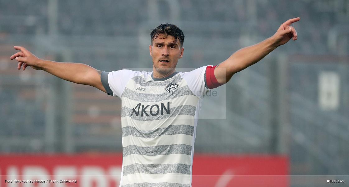 SPO, viertklassig, vierthöchste Spielklasse, Voetbal, Teamsport, Sport, Soccer, Saison 2024 2025, Profifußball, Männer, Mannschaftssport, Würzburg, Le Football, Herren, Germany, GER, Fußball, Futbol, Fussball, Fotball, Viertklassigkeit, Vierte Liga, Deutschland, DFB, DEU, AKON ARENA, Calcio, Regionalliga, Regionalliga Bayern, 2024/25, 2. Spieltag - Bild-ID: 1000546 SPO, viertklassig, vierthöchste Spielklasse, Voetbal, Teamsport, Sport, Soccer, Saison 2024 2025, Profifußball, Männer, Mannschaftssport, Würzburg, Le Football, Herren, Germany, GER, Fußball, Futbol, Fussball, Fotball, Viertklassigkeit, Vierte Liga, Deutschland, DFB, DEU, AKON ARENA, Calcio, Regionalliga, Regionalliga Bayern, 2024/25, 2. Spieltag - Bild-ID: 1000546