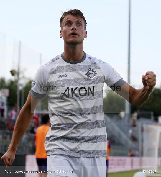 SPO, viertklassig, vierthöchste Spielklasse, Voetbal, Teamsport, Sport, Soccer, Saison 2024 2025, Profifußball, Männer, Mannschaftssport, Würzburg, Le Football, Herren, Germany, GER, Fußball, Futbol, Fussball, Fotball, Viertklassigkeit, Vierte Liga, Deutschland, DFB, DEU, AKON ARENA, Calcio, Regionalliga, Regionalliga Bayern, 2024/25, 2. Spieltag - Bild-ID: 1000567 SPO, viertklassig, vierthöchste Spielklasse, Voetbal, Teamsport, Sport, Soccer, Saison 2024 2025, Profifußball, Männer, Mannschaftssport, Würzburg, Le Football, Herren, Germany, GER, Fußball, Futbol, Fussball, Fotball, Viertklassigkeit, Vierte Liga, Deutschland, DFB, DEU, AKON ARENA, Calcio, Regionalliga, Regionalliga Bayern, 2024/25, 2. Spieltag - Bild-ID: 1000567