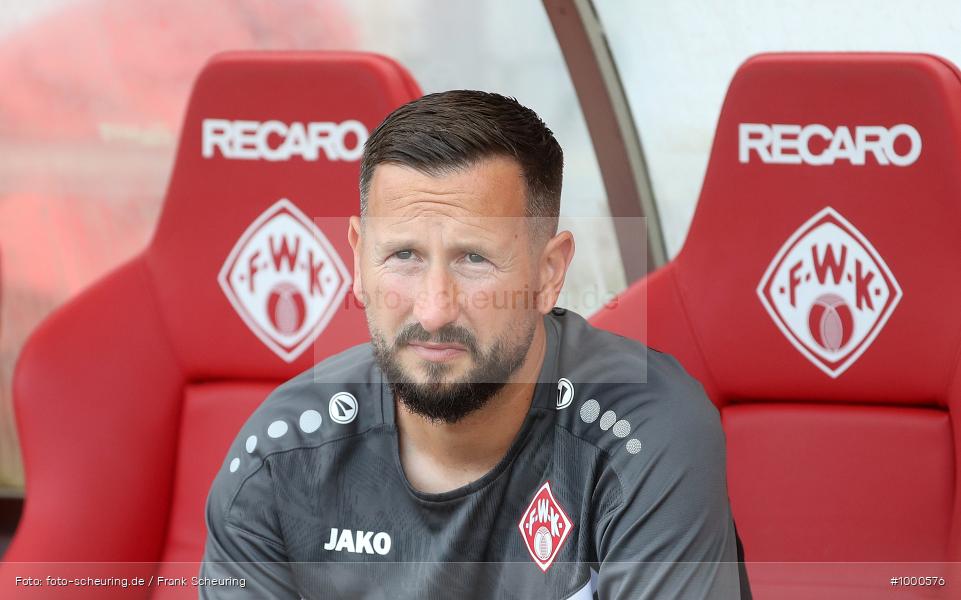 SPO, viertklassig, vierthöchste Spielklasse, Voetbal, Teamsport, Sport, Soccer, Saison 2024 2025, Profifußball, Männer, Mannschaftssport, Würzburg, Le Football, Herren, Germany, GER, Fußball, Futbol, Fussball, Fotball, Viertklassigkeit, Vierte Liga, Deutschland, DFB, DEU, AKON ARENA, Calcio, Regionalliga, Regionalliga Bayern, 2024/25, 2. Spieltag - Bild-ID: 1000576