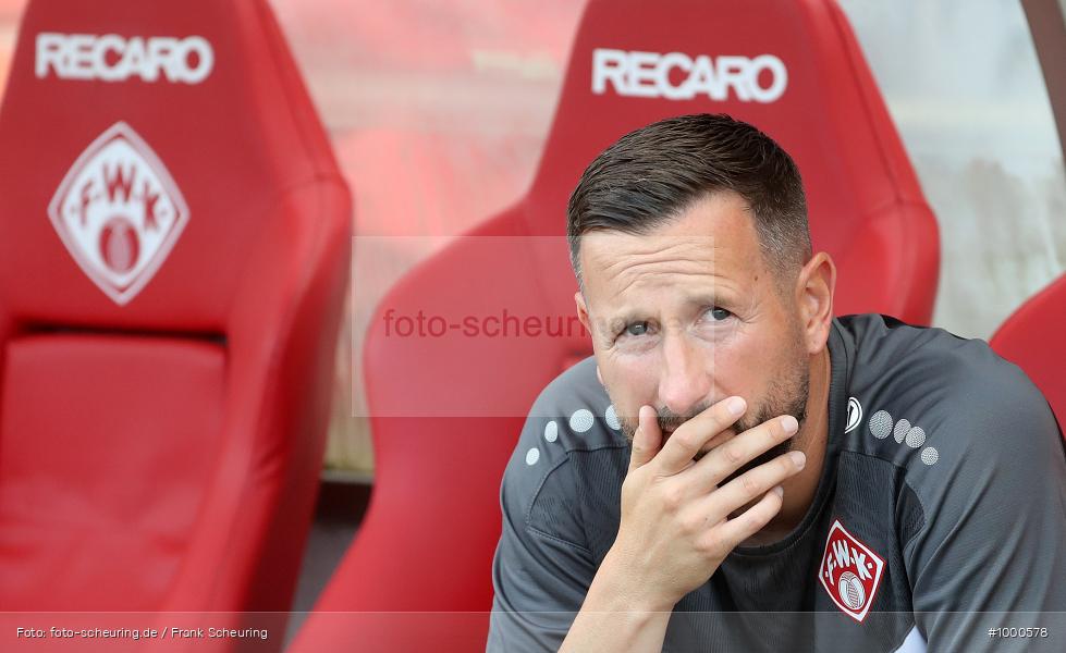 SPO, viertklassig, vierthöchste Spielklasse, Voetbal, Teamsport, Sport, Soccer, Saison 2024 2025, Profifußball, Männer, Mannschaftssport, Würzburg, Le Football, Herren, Germany, GER, Fußball, Futbol, Fussball, Fotball, Viertklassigkeit, Vierte Liga, Deutschland, DFB, DEU, AKON ARENA, Calcio, Regionalliga, Regionalliga Bayern, 2024/25, 2. Spieltag - Bild-ID: 1000578 SPO, viertklassig, vierthöchste Spielklasse, Voetbal, Teamsport, Sport, Soccer, Saison 2024 2025, Profifußball, Männer, Mannschaftssport, Würzburg, Le Football, Herren, Germany, GER, Fußball, Futbol, Fussball, Fotball, Viertklassigkeit, Vierte Liga, Deutschland, DFB, DEU, AKON ARENA, Calcio, Regionalliga, Regionalliga Bayern, 2024/25, 2. Spieltag - Bild-ID: 1000578
