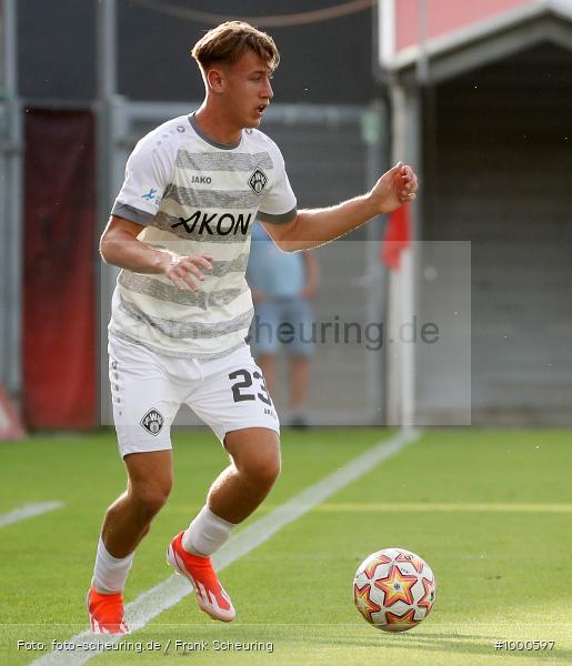 SPO, viertklassig, vierthöchste Spielklasse, Voetbal, Teamsport, Sport, Soccer, Saison 2024 2025, Profifußball, Männer, Mannschaftssport, Würzburg, Le Football, Herren, Germany, GER, Fußball, Futbol, Fussball, Fotball, Viertklassigkeit, Vierte Liga, Deutschland, DFB, DEU, AKON ARENA, Calcio, Regionalliga, Regionalliga Bayern, 2024/25, 2. Spieltag - Bild-ID: 1000597 SPO, viertklassig, vierthöchste Spielklasse, Voetbal, Teamsport, Sport, Soccer, Saison 2024 2025, Profifußball, Männer, Mannschaftssport, Würzburg, Le Football, Herren, Germany, GER, Fußball, Futbol, Fussball, Fotball, Viertklassigkeit, Vierte Liga, Deutschland, DFB, DEU, AKON ARENA, Calcio, Regionalliga, Regionalliga Bayern, 2024/25, 2. Spieltag - Bild-ID: 1000597