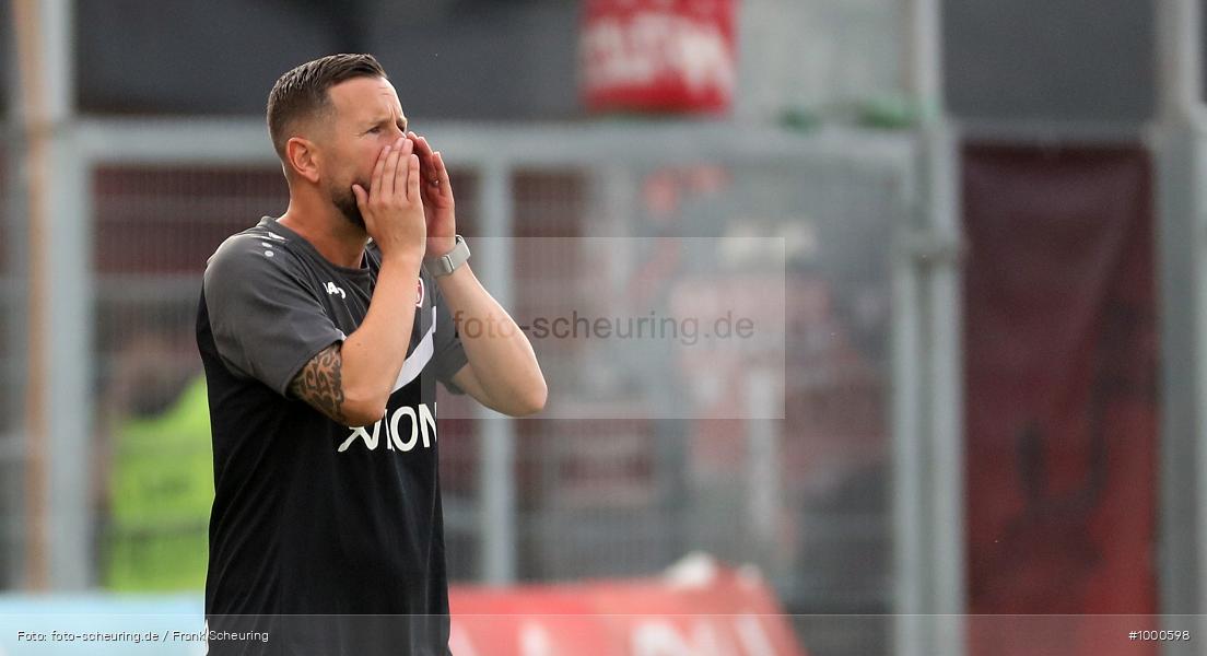 SPO, viertklassig, vierthöchste Spielklasse, Voetbal, Teamsport, Sport, Soccer, Saison 2024 2025, Profifußball, Männer, Mannschaftssport, Würzburg, Le Football, Herren, Germany, GER, Fußball, Futbol, Fussball, Fotball, Viertklassigkeit, Vierte Liga, Deutschland, DFB, DEU, AKON ARENA, Calcio, Regionalliga, Regionalliga Bayern, 2024/25, 2. Spieltag - Bild-ID: 1000598