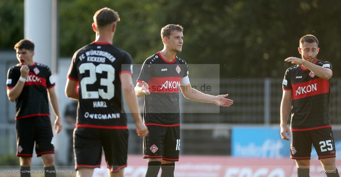 SPO, viertklassig, vierthöchste Spielklasse, Voetbal, Teamsport, Sport, Soccer, Saison 2024 2025, Profifußball, Männer, Mannschaftssport, Burghausen, Le Football, Herren, Germany, GER, Fußball, Futbol, Fussball, Fotball, Viertklassigkeit, Vierte Liga, Deutschland, DFB, DEU, Wacker-Arena, Calcio, Regionalliga, Regionalliga Bayern, 2024/25, 3. Spieltag - Bild-ID: 1000652 SPO, viertklassig, vierthöchste Spielklasse, Voetbal, Teamsport, Sport, Soccer, Saison 2024 2025, Profifußball, Männer, Mannschaftssport, Burghausen, Le Football, Herren, Germany, GER, Fußball, Futbol, Fussball, Fotball, Viertklassigkeit, Vierte Liga, Deutschland, DFB, DEU, Wacker-Arena, Calcio, Regionalliga, Regionalliga Bayern, 2024/25, 3. Spieltag - Bild-ID: 1000652