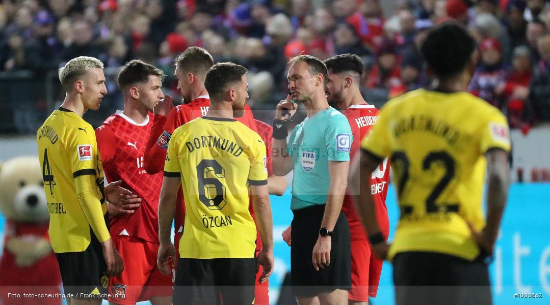 oberste Spielklasse, höchste Liga, Voetbal, Teamsport, Sportclub, Sport-Club, Sport, Soccer, Heidenheim, Saison 2023 2024, Profifußball, Voith-Arena, Männer, Mannschaftssport, Le Football, Herren, Germany, GER, Fußball, Futbol, Fussball, Fotball, Erste Liga, Deutschland, DFL, DEU, Calcio, Bundesliga, 2023/24, 1.BL, 20. Spieltag, 1. Bundesliga, 1 BL - Bild-ID: 1000862