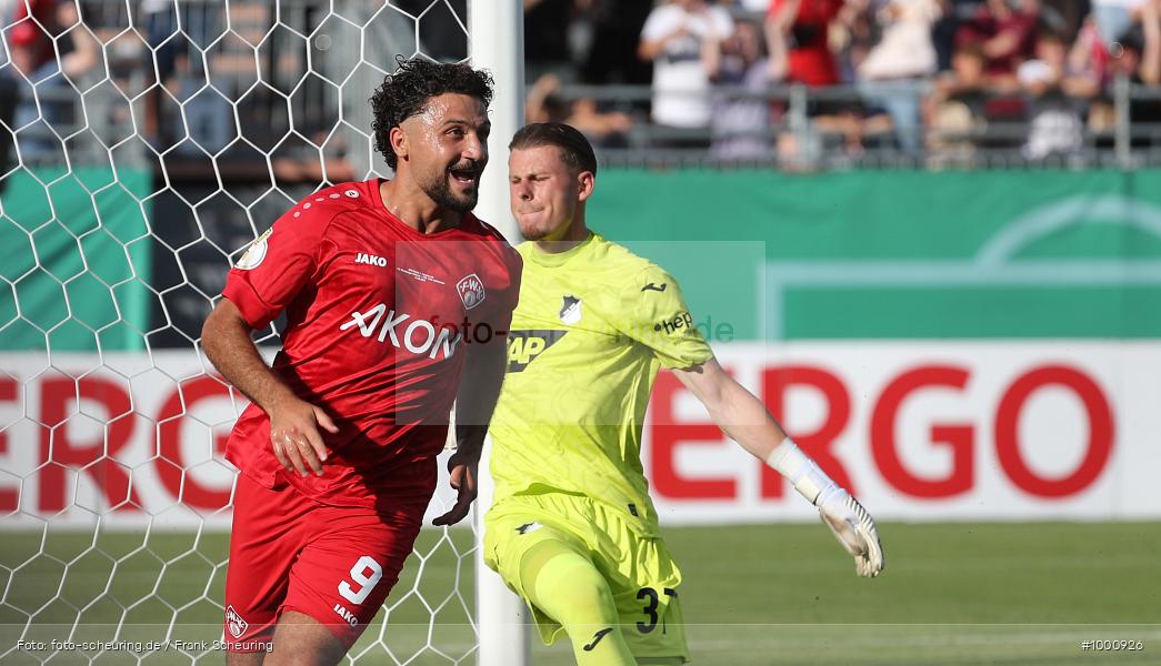 SPO, Voetbal, Turnier, Teamsport, Sport, Soccer, Würzburg, Saison 2024 2025, Profifußball, Pokalwettbewerb, Pokal, Männer, Mannschaftssport, Le Football, Herren, Germany, GER, Fußball, Futbol, Fussball, Fotball, Deutschland, Deutscher Fußball-Bund, DFB-Pokal, DFB, DEU, Calcio, Regionalliga Bayern gegen Bundesligist, AKON ARENA, 2024/25, 1. Runde, 1. Hauptrunde - Bild-ID: 1000926 SPO, Voetbal, Turnier, Teamsport, Sport, Soccer, Würzburg, Saison 2024 2025, Profifußball, Pokalwettbewerb, Pokal, Männer, Mannschaftssport, Le Football, Herren, Germany, GER, Fußball, Futbol, Fussball, Fotball, Deutschland, Deutscher Fußball-Bund, DFB-Pokal, DFB, DEU, Calcio, Regionalliga Bayern gegen Bundesligist, AKON ARENA, 2024/25, 1. Runde, 1. Hauptrunde - Bild-ID: 1000926