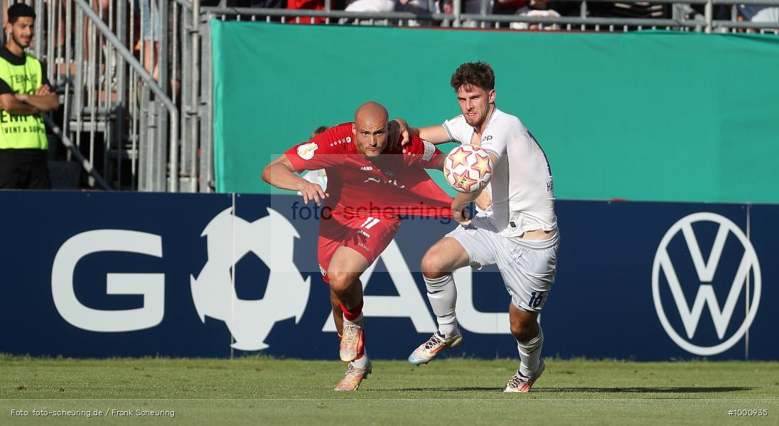 SPO, Voetbal, Turnier, Teamsport, Sport, Soccer, Würzburg, Saison 2024 2025, Profifußball, Pokalwettbewerb, Pokal, Männer, Mannschaftssport, Le Football, Herren, Germany, GER, Fußball, Futbol, Fussball, Fotball, Deutschland, Deutscher Fußball-Bund, DFB-Pokal, DFB, DEU, Calcio, Regionalliga Bayern gegen Bundesligist, AKON ARENA, 2024/25, 1. Runde, 1. Hauptrunde - Bild-ID: 1000935 SPO, Voetbal, Turnier, Teamsport, Sport, Soccer, Würzburg, Saison 2024 2025, Profifußball, Pokalwettbewerb, Pokal, Männer, Mannschaftssport, Le Football, Herren, Germany, GER, Fußball, Futbol, Fussball, Fotball, Deutschland, Deutscher Fußball-Bund, DFB-Pokal, DFB, DEU, Calcio, Regionalliga Bayern gegen Bundesligist, AKON ARENA, 2024/25, 1. Runde, 1. Hauptrunde - Bild-ID: 1000935