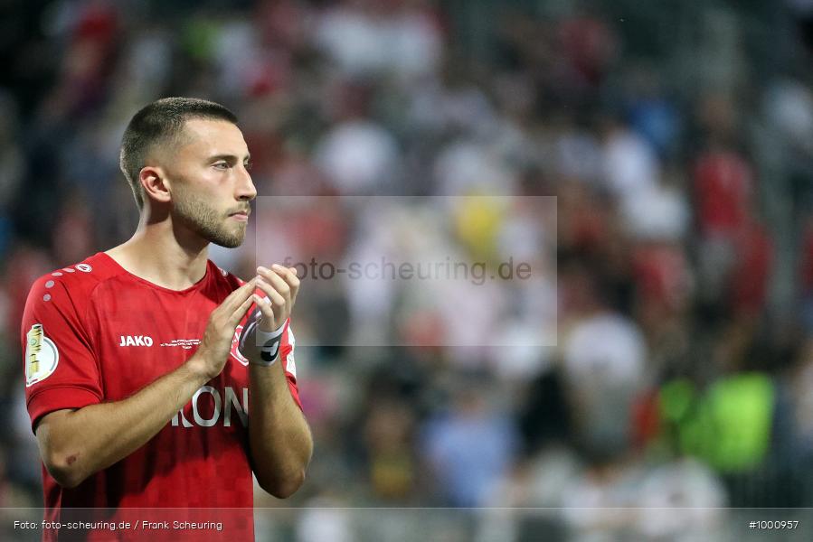 SPO, Voetbal, Turnier, Teamsport, Sport, Soccer, Würzburg, Saison 2024 2025, Profifußball, Pokalwettbewerb, Pokal, Männer, Mannschaftssport, Le Football, Herren, Germany, GER, Fußball, Futbol, Fussball, Fotball, Deutschland, Deutscher Fußball-Bund, DFB-Pokal, DFB, DEU, Calcio, Regionalliga Bayern gegen Bundesligist, AKON ARENA, 2024/25, 1. Runde, 1. Hauptrunde - Bild-ID: 1000957 SPO, Voetbal, Turnier, Teamsport, Sport, Soccer, Würzburg, Saison 2024 2025, Profifußball, Pokalwettbewerb, Pokal, Männer, Mannschaftssport, Le Football, Herren, Germany, GER, Fußball, Futbol, Fussball, Fotball, Deutschland, Deutscher Fußball-Bund, DFB-Pokal, DFB, DEU, Calcio, Regionalliga Bayern gegen Bundesligist, AKON ARENA, 2024/25, 1. Runde, 1. Hauptrunde - Bild-ID: 1000957
