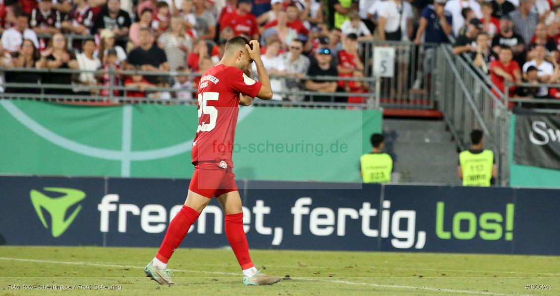 SPO, Voetbal, Turnier, Teamsport, Sport, Soccer, Würzburg, Saison 2024 2025, Profifußball, Pokalwettbewerb, Pokal, Männer, Mannschaftssport, Le Football, Herren, Germany, GER, Fußball, Futbol, Fussball, Fotball, Deutschland, Deutscher Fußball-Bund, DFB-Pokal, DFB, DEU, Calcio, Regionalliga Bayern gegen Bundesligist, AKON ARENA, 2024/25, 1. Runde, 1. Hauptrunde - Bild-ID: 1000962 SPO, Voetbal, Turnier, Teamsport, Sport, Soccer, Würzburg, Saison 2024 2025, Profifußball, Pokalwettbewerb, Pokal, Männer, Mannschaftssport, Le Football, Herren, Germany, GER, Fußball, Futbol, Fussball, Fotball, Deutschland, Deutscher Fußball-Bund, DFB-Pokal, DFB, DEU, Calcio, Regionalliga Bayern gegen Bundesligist, AKON ARENA, 2024/25, 1. Runde, 1. Hauptrunde - Bild-ID: 1000962