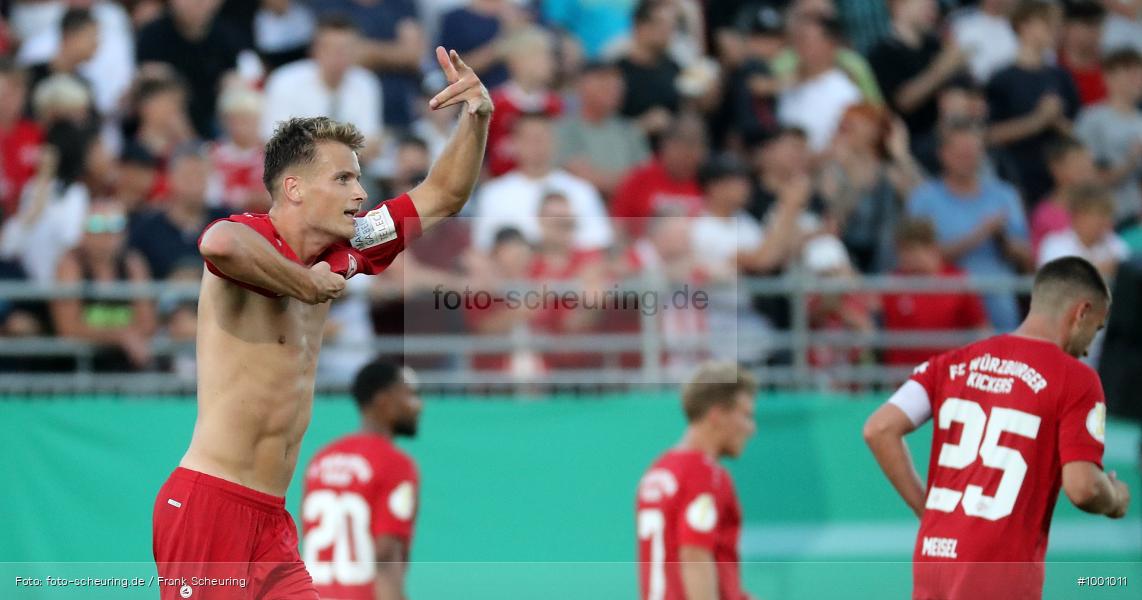 SPO, Voetbal, Turnier, Teamsport, Sport, Soccer, Würzburg, Saison 2024 2025, Profifußball, Pokalwettbewerb, Pokal, Männer, Mannschaftssport, Le Football, Herren, Germany, GER, Fußball, Futbol, Fussball, Fotball, Deutschland, Deutscher Fußball-Bund, DFB-Pokal, DFB, DEU, Calcio, Regionalliga Bayern gegen Bundesligist, AKON ARENA, 2024/25, 1. Runde, 1. Hauptrunde - Bild-ID: 1001011