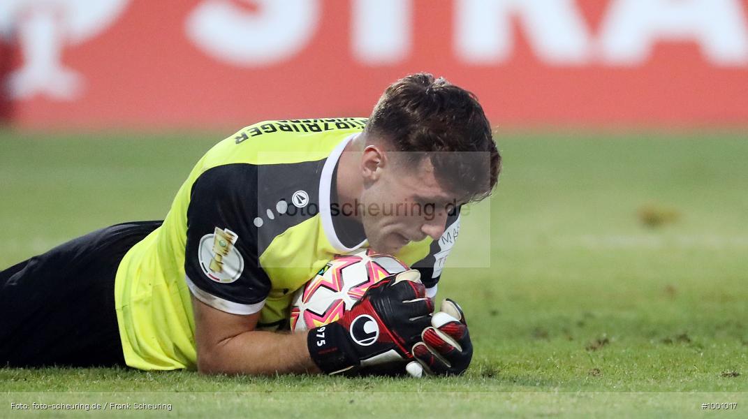 SPO, Voetbal, Turnier, Teamsport, Sport, Soccer, Würzburg, Saison 2024 2025, Profifußball, Pokalwettbewerb, Pokal, Männer, Mannschaftssport, Le Football, Herren, Germany, GER, Fußball, Futbol, Fussball, Fotball, Deutschland, Deutscher Fußball-Bund, DFB-Pokal, DFB, DEU, Calcio, Regionalliga Bayern gegen Bundesligist, AKON ARENA, 2024/25, 1. Runde, 1. Hauptrunde - Bild-ID: 1001017 SPO, Voetbal, Turnier, Teamsport, Sport, Soccer, Würzburg, Saison 2024 2025, Profifußball, Pokalwettbewerb, Pokal, Männer, Mannschaftssport, Le Football, Herren, Germany, GER, Fußball, Futbol, Fussball, Fotball, Deutschland, Deutscher Fußball-Bund, DFB-Pokal, DFB, DEU, Calcio, Regionalliga Bayern gegen Bundesligist, AKON ARENA, 2024/25, 1. Runde, 1. Hauptrunde - Bild-ID: 1001017