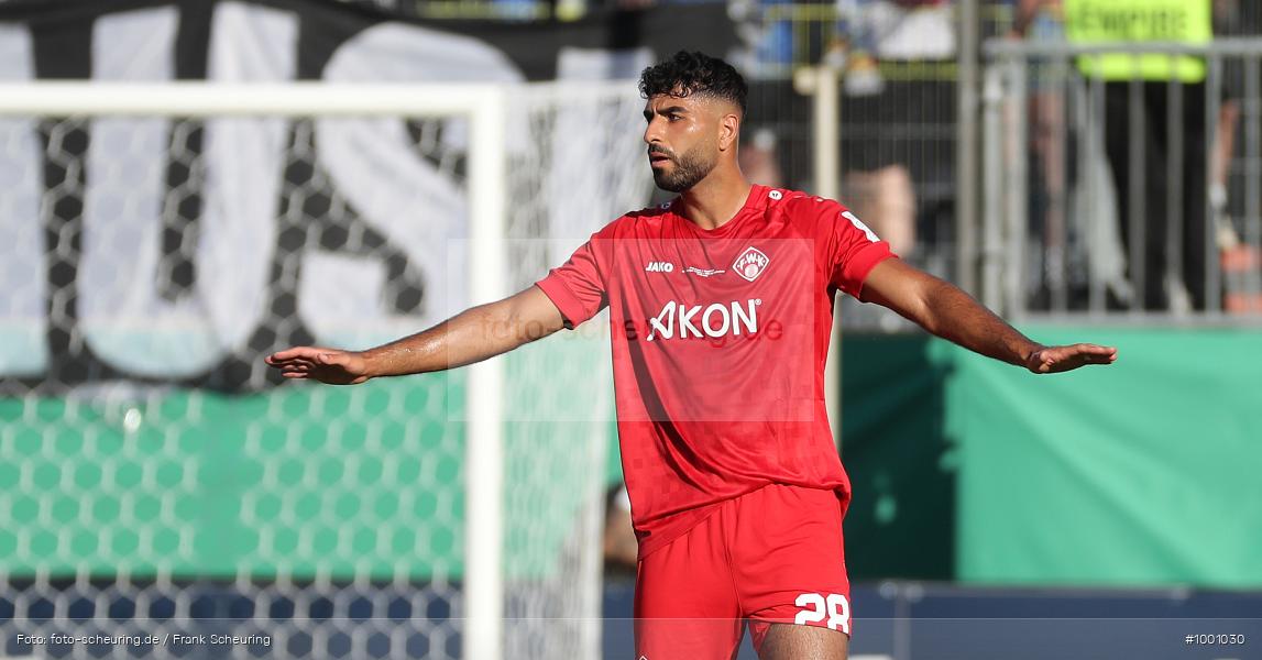 SPO, Voetbal, Turnier, Teamsport, Sport, Soccer, Würzburg, Saison 2024 2025, Profifußball, Pokalwettbewerb, Pokal, Männer, Mannschaftssport, Le Football, Herren, Germany, GER, Fußball, Futbol, Fussball, Fotball, Deutschland, Deutscher Fußball-Bund, DFB-Pokal, DFB, DEU, Calcio, Regionalliga Bayern gegen Bundesligist, AKON ARENA, 2024/25, 1. Runde, 1. Hauptrunde - Bild-ID: 1001030