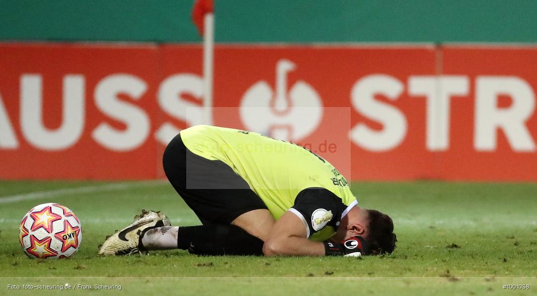 SPO, Voetbal, Turnier, Teamsport, Sport, Soccer, Würzburg, Saison 2024 2025, Profifußball, Pokalwettbewerb, Pokal, Männer, Mannschaftssport, Le Football, Herren, Germany, GER, Fußball, Futbol, Fussball, Fotball, Deutschland, Deutscher Fußball-Bund, DFB-Pokal, DFB, DEU, Calcio, Regionalliga Bayern gegen Bundesligist, AKON ARENA, 2024/25, 1. Runde, 1. Hauptrunde - Bild-ID: 1001038 SPO, Voetbal, Turnier, Teamsport, Sport, Soccer, Würzburg, Saison 2024 2025, Profifußball, Pokalwettbewerb, Pokal, Männer, Mannschaftssport, Le Football, Herren, Germany, GER, Fußball, Futbol, Fussball, Fotball, Deutschland, Deutscher Fußball-Bund, DFB-Pokal, DFB, DEU, Calcio, Regionalliga Bayern gegen Bundesligist, AKON ARENA, 2024/25, 1. Runde, 1. Hauptrunde - Bild-ID: 1001038