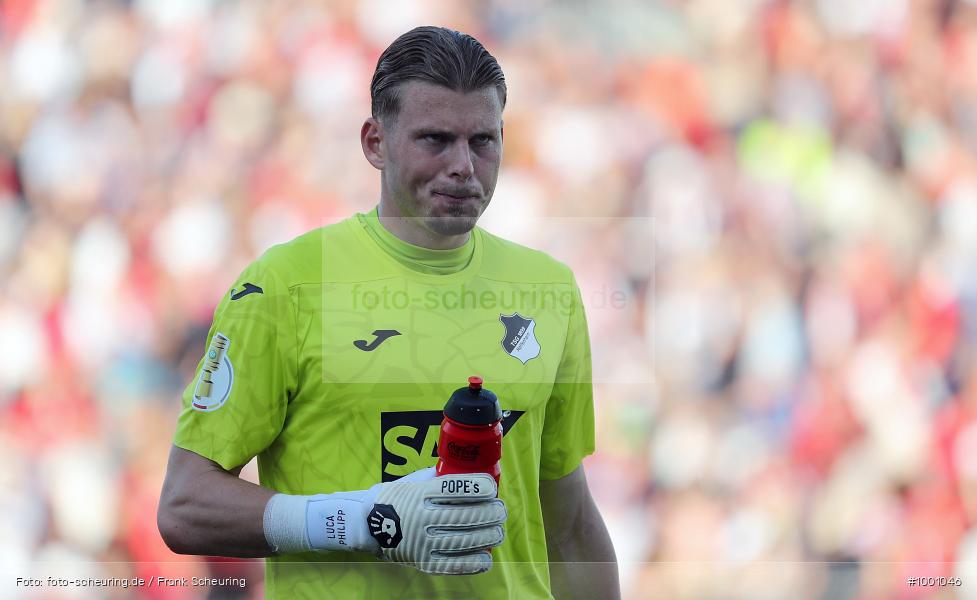 SPO, Voetbal, Turnier, Teamsport, Sport, Soccer, Würzburg, Saison 2024 2025, Profifußball, Pokalwettbewerb, Pokal, Männer, Mannschaftssport, Le Football, Herren, Germany, GER, Fußball, Futbol, Fussball, Fotball, Deutschland, Deutscher Fußball-Bund, DFB-Pokal, DFB, DEU, Calcio, Regionalliga Bayern gegen Bundesligist, AKON ARENA, 2024/25, 1. Runde, 1. Hauptrunde - Bild-ID: 1001046 SPO, Voetbal, Turnier, Teamsport, Sport, Soccer, Würzburg, Saison 2024 2025, Profifußball, Pokalwettbewerb, Pokal, Männer, Mannschaftssport, Le Football, Herren, Germany, GER, Fußball, Futbol, Fussball, Fotball, Deutschland, Deutscher Fußball-Bund, DFB-Pokal, DFB, DEU, Calcio, Regionalliga Bayern gegen Bundesligist, AKON ARENA, 2024/25, 1. Runde, 1. Hauptrunde - Bild-ID: 1001046