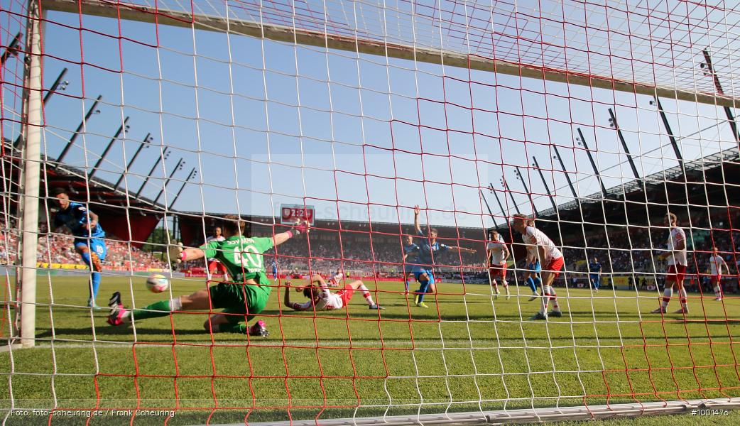 Zweite Liga, Zweite Bundesliga, Voetbal, Teamsport, Sport, Soccer, Regensburg, Saison 2022 2023, Profifußball, Männer, Mannschaftssport, Le Football, Herren, Germany, GER, Fußball, Futbol, Fussball, Fotball, Deutschland, DFL, DEU, Calcio, Jahnstadion, 2022/23, 2. Liga, 2. Fußball-Bundesliga, 2. FBL, 2. Bundesliga, 34. Spieltag, 1.FC, 1 FC Heidenheim 1846, SSV Jahn Regensburg - Bild-ID: 1001476 Zweite Liga, Zweite Bundesliga, Voetbal, Teamsport, Sport, Soccer, Regensburg, Saison 2022 2023, Profifußball, Männer, Mannschaftssport, Le Football, Herren, Germany, GER, Fußball, Futbol, Fussball, Fotball, Deutschland, DFL, DEU, Calcio, Jahnstadion, 2022/23, 2. Liga, 2. Fußball-Bundesliga, 2. FBL, 2. Bundesliga, 34. Spieltag, 1.FC, 1 FC Heidenheim 1846, SSV Jahn Regensburg - Bild-ID: 1001476