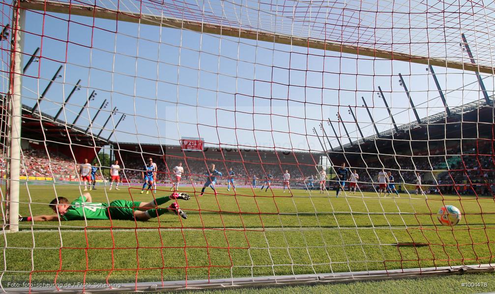 Zweite Liga, Zweite Bundesliga, Voetbal, Teamsport, Sport, Soccer, Regensburg, Saison 2022 2023, Profifußball, Männer, Mannschaftssport, Le Football, Herren, Germany, GER, Fußball, Futbol, Fussball, Fotball, Deutschland, DFL, DEU, Calcio, Jahnstadion, 2022/23, 2. Liga, 2. Fußball-Bundesliga, 2. FBL, 2. Bundesliga, 34. Spieltag, 1.FC, 1 FC Heidenheim 1846, SSV Jahn Regensburg - Bild-ID: 1001478 Zweite Liga, Zweite Bundesliga, Voetbal, Teamsport, Sport, Soccer, Regensburg, Saison 2022 2023, Profifußball, Männer, Mannschaftssport, Le Football, Herren, Germany, GER, Fußball, Futbol, Fussball, Fotball, Deutschland, DFL, DEU, Calcio, Jahnstadion, 2022/23, 2. Liga, 2. Fußball-Bundesliga, 2. FBL, 2. Bundesliga, 34. Spieltag, 1.FC, 1 FC Heidenheim 1846, SSV Jahn Regensburg - Bild-ID: 1001478