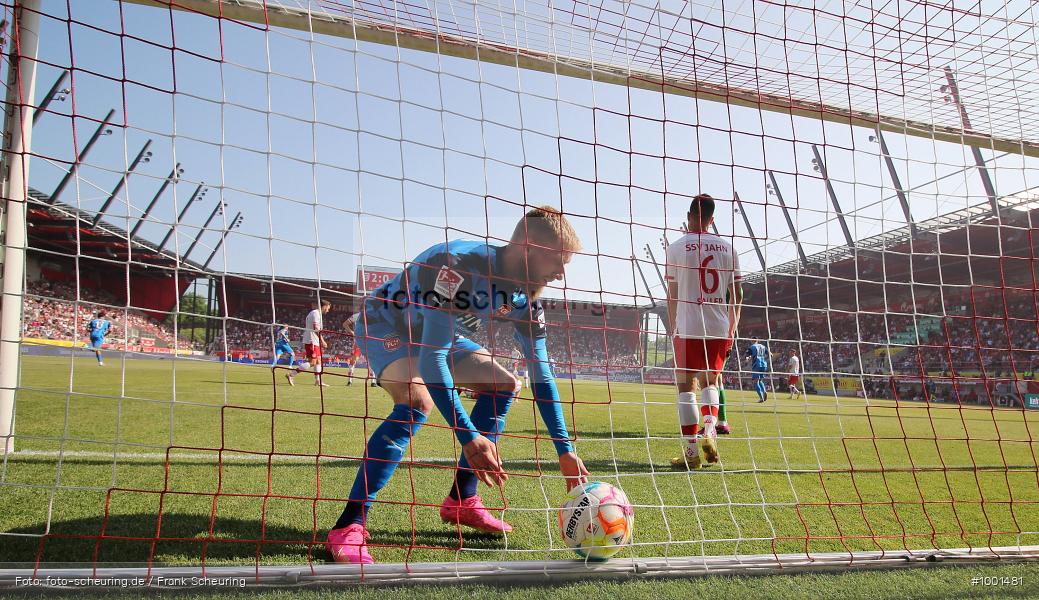 Zweite Liga, Zweite Bundesliga, Voetbal, Teamsport, Sport, Soccer, Regensburg, Saison 2022 2023, Profifußball, Männer, Mannschaftssport, Le Football, Herren, Germany, GER, Fußball, Futbol, Fussball, Fotball, Deutschland, DFL, DEU, Calcio, Jahnstadion, 2022/23, 2. Liga, 2. Fußball-Bundesliga, 2. FBL, 2. Bundesliga, 34. Spieltag, 1.FC, 1 FC Heidenheim 1846, SSV Jahn Regensburg - Bild-ID: 1001481 Zweite Liga, Zweite Bundesliga, Voetbal, Teamsport, Sport, Soccer, Regensburg, Saison 2022 2023, Profifußball, Männer, Mannschaftssport, Le Football, Herren, Germany, GER, Fußball, Futbol, Fussball, Fotball, Deutschland, DFL, DEU, Calcio, Jahnstadion, 2022/23, 2. Liga, 2. Fußball-Bundesliga, 2. FBL, 2. Bundesliga, 34. Spieltag, 1.FC, 1 FC Heidenheim 1846, SSV Jahn Regensburg - Bild-ID: 1001481