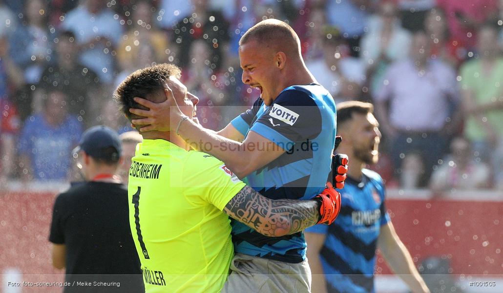 Zweite Liga, Zweite Bundesliga, Voetbal, Teamsport, Sport, Soccer, Regensburg, Saison 2022 2023, Profifußball, Männer, Mannschaftssport, Le Football, Herren, Germany, GER, Fußball, Futbol, Fussball, Fotball, Deutschland, DFL, DEU, Calcio, Jahnstadion, 2022/23, 2. Liga, 2. Fußball-Bundesliga, 2. FBL, 2. Bundesliga, 34. Spieltag, 1.FC, 1 FC Heidenheim 1846, SSV Jahn Regensburg - Bild-ID: 1001503 Zweite Liga, Zweite Bundesliga, Voetbal, Teamsport, Sport, Soccer, Regensburg, Saison 2022 2023, Profifußball, Männer, Mannschaftssport, Le Football, Herren, Germany, GER, Fußball, Futbol, Fussball, Fotball, Deutschland, DFL, DEU, Calcio, Jahnstadion, 2022/23, 2. Liga, 2. Fußball-Bundesliga, 2. FBL, 2. Bundesliga, 34. Spieltag, 1.FC, 1 FC Heidenheim 1846, SSV Jahn Regensburg - Bild-ID: 1001503