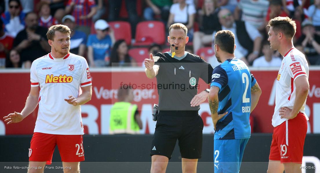 Zweite Liga, Zweite Bundesliga, Voetbal, Teamsport, Sport, Soccer, Regensburg, Saison 2022 2023, Profifußball, Männer, Mannschaftssport, Le Football, Herren, Germany, GER, Fußball, Futbol, Fussball, Fotball, Deutschland, DFL, DEU, Calcio, Jahnstadion, 2022/23, 2. Liga, 2. Fußball-Bundesliga, 2. FBL, 2. Bundesliga, 34. Spieltag, 1.FC, 1 FC Heidenheim 1846, SSV Jahn Regensburg - Bild-ID: 1001540 Zweite Liga, Zweite Bundesliga, Voetbal, Teamsport, Sport, Soccer, Regensburg, Saison 2022 2023, Profifußball, Männer, Mannschaftssport, Le Football, Herren, Germany, GER, Fußball, Futbol, Fussball, Fotball, Deutschland, DFL, DEU, Calcio, Jahnstadion, 2022/23, 2. Liga, 2. Fußball-Bundesliga, 2. FBL, 2. Bundesliga, 34. Spieltag, 1.FC, 1 FC Heidenheim 1846, SSV Jahn Regensburg - Bild-ID: 1001540