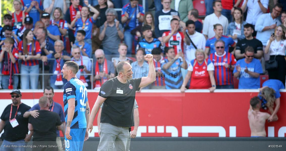 Zweite Liga, Zweite Bundesliga, Voetbal, Teamsport, Sport, Soccer, Regensburg, Saison 2022 2023, Profifußball, Männer, Mannschaftssport, Le Football, Herren, Germany, GER, Fußball, Futbol, Fussball, Fotball, Deutschland, DFL, DEU, Calcio, Jahnstadion, 2022/23, 2. Liga, 2. Fußball-Bundesliga, 2. FBL, 2. Bundesliga, 34. Spieltag, 1.FC, 1 FC Heidenheim 1846, SSV Jahn Regensburg - Bild-ID: 1001549 Zweite Liga, Zweite Bundesliga, Voetbal, Teamsport, Sport, Soccer, Regensburg, Saison 2022 2023, Profifußball, Männer, Mannschaftssport, Le Football, Herren, Germany, GER, Fußball, Futbol, Fussball, Fotball, Deutschland, DFL, DEU, Calcio, Jahnstadion, 2022/23, 2. Liga, 2. Fußball-Bundesliga, 2. FBL, 2. Bundesliga, 34. Spieltag, 1.FC, 1 FC Heidenheim 1846, SSV Jahn Regensburg - Bild-ID: 1001549