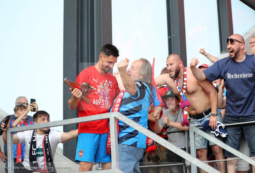 Zweite Liga, Zweite Bundesliga, Voetbal, Teamsport, Sport, Soccer, Regensburg, Saison 2022 2023, Profifußball, Männer, Mannschaftssport, Le Football, Herren, Germany, GER, Fußball, Futbol, Fussball, Fotball, Deutschland, DFL, DEU, Calcio, Jahnstadion, 2022/23, 2. Liga, 2. Fußball-Bundesliga, 2. FBL, 2. Bundesliga, 34. Spieltag, 1.FC, 1 FC Heidenheim 1846, SSV Jahn Regensburg - Bild-ID: 1001550 Zweite Liga, Zweite Bundesliga, Voetbal, Teamsport, Sport, Soccer, Regensburg, Saison 2022 2023, Profifußball, Männer, Mannschaftssport, Le Football, Herren, Germany, GER, Fußball, Futbol, Fussball, Fotball, Deutschland, DFL, DEU, Calcio, Jahnstadion, 2022/23, 2. Liga, 2. Fußball-Bundesliga, 2. FBL, 2. Bundesliga, 34. Spieltag, 1.FC, 1 FC Heidenheim 1846, SSV Jahn Regensburg - Bild-ID: 1001550