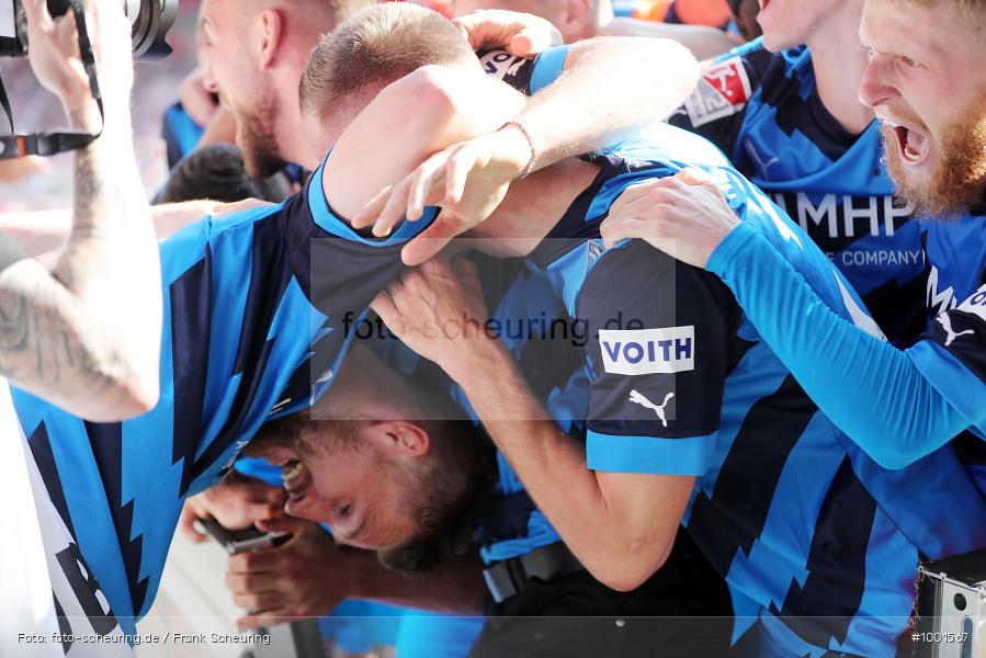 Zweite Liga, Zweite Bundesliga, Voetbal, Teamsport, Sport, Soccer, Regensburg, Saison 2022 2023, Profifußball, Männer, Mannschaftssport, Le Football, Herren, Germany, GER, Fußball, Futbol, Fussball, Fotball, Deutschland, DFL, DEU, Calcio, Jahnstadion, 2022/23, 2. Liga, 2. Fußball-Bundesliga, 2. FBL, 2. Bundesliga, 34. Spieltag, 1.FC, 1 FC Heidenheim 1846, SSV Jahn Regensburg - Bild-ID: 1001567 Zweite Liga, Zweite Bundesliga, Voetbal, Teamsport, Sport, Soccer, Regensburg, Saison 2022 2023, Profifußball, Männer, Mannschaftssport, Le Football, Herren, Germany, GER, Fußball, Futbol, Fussball, Fotball, Deutschland, DFL, DEU, Calcio, Jahnstadion, 2022/23, 2. Liga, 2. Fußball-Bundesliga, 2. FBL, 2. Bundesliga, 34. Spieltag, 1.FC, 1 FC Heidenheim 1846, SSV Jahn Regensburg - Bild-ID: 1001567