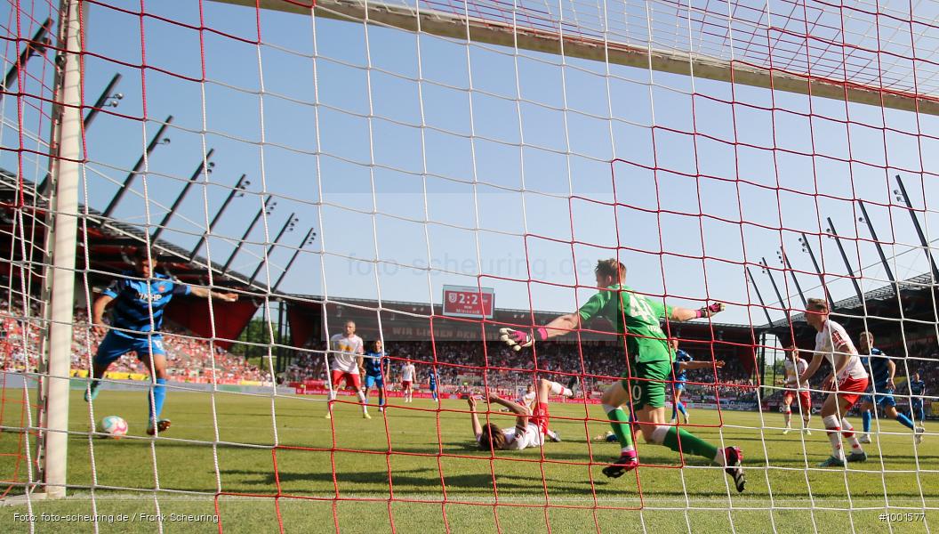 Zweite Liga, Zweite Bundesliga, Voetbal, Teamsport, Sport, Soccer, Regensburg, Saison 2022 2023, Profifußball, Männer, Mannschaftssport, Le Football, Herren, Germany, GER, Fußball, Futbol, Fussball, Fotball, Deutschland, DFL, DEU, Calcio, Jahnstadion, 2022/23, 2. Liga, 2. Fußball-Bundesliga, 2. FBL, 2. Bundesliga, 34. Spieltag, 1.FC, 1 FC Heidenheim 1846, SSV Jahn Regensburg - Bild-ID: 1001577 Zweite Liga, Zweite Bundesliga, Voetbal, Teamsport, Sport, Soccer, Regensburg, Saison 2022 2023, Profifußball, Männer, Mannschaftssport, Le Football, Herren, Germany, GER, Fußball, Futbol, Fussball, Fotball, Deutschland, DFL, DEU, Calcio, Jahnstadion, 2022/23, 2. Liga, 2. Fußball-Bundesliga, 2. FBL, 2. Bundesliga, 34. Spieltag, 1.FC, 1 FC Heidenheim 1846, SSV Jahn Regensburg - Bild-ID: 1001577