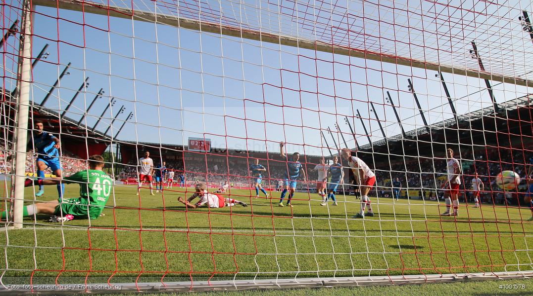 Zweite Liga, Zweite Bundesliga, Voetbal, Teamsport, Sport, Soccer, Regensburg, Saison 2022 2023, Profifußball, Männer, Mannschaftssport, Le Football, Herren, Germany, GER, Fußball, Futbol, Fussball, Fotball, Deutschland, DFL, DEU, Calcio, Jahnstadion, 2022/23, 2. Liga, 2. Fußball-Bundesliga, 2. FBL, 2. Bundesliga, 34. Spieltag, 1.FC, 1 FC Heidenheim 1846, SSV Jahn Regensburg - Bild-ID: 1001578 Zweite Liga, Zweite Bundesliga, Voetbal, Teamsport, Sport, Soccer, Regensburg, Saison 2022 2023, Profifußball, Männer, Mannschaftssport, Le Football, Herren, Germany, GER, Fußball, Futbol, Fussball, Fotball, Deutschland, DFL, DEU, Calcio, Jahnstadion, 2022/23, 2. Liga, 2. Fußball-Bundesliga, 2. FBL, 2. Bundesliga, 34. Spieltag, 1.FC, 1 FC Heidenheim 1846, SSV Jahn Regensburg - Bild-ID: 1001578