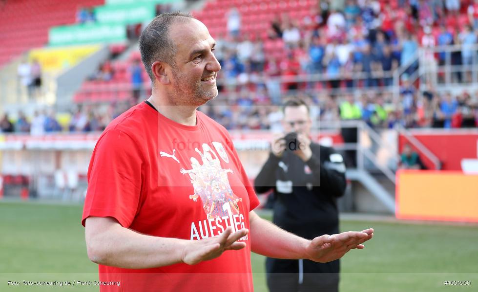 Zweite Liga, Zweite Bundesliga, Voetbal, Teamsport, Sport, Soccer, Regensburg, Saison 2022 2023, Profifußball, Männer, Mannschaftssport, Le Football, Herren, Germany, GER, Fußball, Futbol, Fussball, Fotball, Deutschland, DFL, DEU, Calcio, Jahnstadion, 2022/23, 2. Liga, 2. Fußball-Bundesliga, 2. FBL, 2. Bundesliga, 34. Spieltag, 1.FC, 1 FC Heidenheim 1846, SSV Jahn Regensburg - Bild-ID: 1001600 Zweite Liga, Zweite Bundesliga, Voetbal, Teamsport, Sport, Soccer, Regensburg, Saison 2022 2023, Profifußball, Männer, Mannschaftssport, Le Football, Herren, Germany, GER, Fußball, Futbol, Fussball, Fotball, Deutschland, DFL, DEU, Calcio, Jahnstadion, 2022/23, 2. Liga, 2. Fußball-Bundesliga, 2. FBL, 2. Bundesliga, 34. Spieltag, 1.FC, 1 FC Heidenheim 1846, SSV Jahn Regensburg - Bild-ID: 1001600