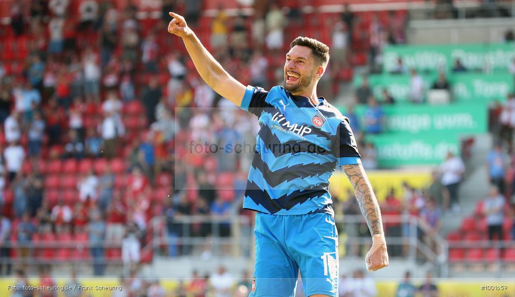 Zweite Liga, Zweite Bundesliga, Voetbal, Teamsport, Sport, Soccer, Regensburg, Saison 2022 2023, Profifußball, Männer, Mannschaftssport, Le Football, Herren, Germany, GER, Fußball, Futbol, Fussball, Fotball, Deutschland, DFL, DEU, Calcio, Jahnstadion, 2022/23, 2. Liga, 2. Fußball-Bundesliga, 2. FBL, 2. Bundesliga, 34. Spieltag, 1.FC, 1 FC Heidenheim 1846, SSV Jahn Regensburg - Bild-ID: 1001659 Zweite Liga, Zweite Bundesliga, Voetbal, Teamsport, Sport, Soccer, Regensburg, Saison 2022 2023, Profifußball, Männer, Mannschaftssport, Le Football, Herren, Germany, GER, Fußball, Futbol, Fussball, Fotball, Deutschland, DFL, DEU, Calcio, Jahnstadion, 2022/23, 2. Liga, 2. Fußball-Bundesliga, 2. FBL, 2. Bundesliga, 34. Spieltag, 1.FC, 1 FC Heidenheim 1846, SSV Jahn Regensburg - Bild-ID: 1001659