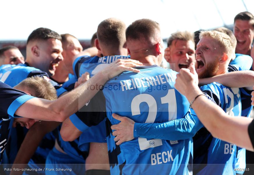 Zweite Liga, Zweite Bundesliga, Voetbal, Teamsport, Sport, Soccer, Regensburg, Saison 2022 2023, Profifußball, Männer, Mannschaftssport, Le Football, Herren, Germany, GER, Fußball, Futbol, Fussball, Fotball, Deutschland, DFL, DEU, Calcio, Jahnstadion, 2022/23, 2. Liga, 2. Fußball-Bundesliga, 2. FBL, 2. Bundesliga, 34. Spieltag, 1.FC, 1 FC Heidenheim 1846, SSV Jahn Regensburg - Bild-ID: 1001663 Zweite Liga, Zweite Bundesliga, Voetbal, Teamsport, Sport, Soccer, Regensburg, Saison 2022 2023, Profifußball, Männer, Mannschaftssport, Le Football, Herren, Germany, GER, Fußball, Futbol, Fussball, Fotball, Deutschland, DFL, DEU, Calcio, Jahnstadion, 2022/23, 2. Liga, 2. Fußball-Bundesliga, 2. FBL, 2. Bundesliga, 34. Spieltag, 1.FC, 1 FC Heidenheim 1846, SSV Jahn Regensburg - Bild-ID: 1001663