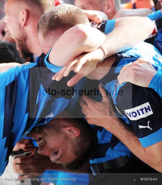 Zweite Liga, Zweite Bundesliga, Voetbal, Teamsport, Sport, Soccer, Regensburg, Saison 2022 2023, Profifußball, Männer, Mannschaftssport, Le Football, Herren, Germany, GER, Fußball, Futbol, Fussball, Fotball, Deutschland, DFL, DEU, Calcio, Jahnstadion, 2022/23, 2. Liga, 2. Fußball-Bundesliga, 2. FBL, 2. Bundesliga, 34. Spieltag, 1.FC, 1 FC Heidenheim 1846, SSV Jahn Regensburg - Bild-ID: 1001664 Zweite Liga, Zweite Bundesliga, Voetbal, Teamsport, Sport, Soccer, Regensburg, Saison 2022 2023, Profifußball, Männer, Mannschaftssport, Le Football, Herren, Germany, GER, Fußball, Futbol, Fussball, Fotball, Deutschland, DFL, DEU, Calcio, Jahnstadion, 2022/23, 2. Liga, 2. Fußball-Bundesliga, 2. FBL, 2. Bundesliga, 34. Spieltag, 1.FC, 1 FC Heidenheim 1846, SSV Jahn Regensburg - Bild-ID: 1001664