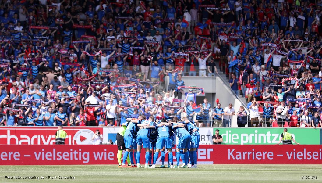 Zweite Liga, Zweite Bundesliga, Voetbal, Teamsport, Sport, Soccer, Regensburg, Saison 2022 2023, Profifußball, Männer, Mannschaftssport, Le Football, Herren, Germany, GER, Fußball, Futbol, Fussball, Fotball, Deutschland, DFL, DEU, Calcio, Jahnstadion, 2022/23, 2. Liga, 2. Fußball-Bundesliga, 2. FBL, 2. Bundesliga, 34. Spieltag, 1.FC, 1 FC Heidenheim 1846, SSV Jahn Regensburg - Bild-ID: 1001673 Zweite Liga, Zweite Bundesliga, Voetbal, Teamsport, Sport, Soccer, Regensburg, Saison 2022 2023, Profifußball, Männer, Mannschaftssport, Le Football, Herren, Germany, GER, Fußball, Futbol, Fussball, Fotball, Deutschland, DFL, DEU, Calcio, Jahnstadion, 2022/23, 2. Liga, 2. Fußball-Bundesliga, 2. FBL, 2. Bundesliga, 34. Spieltag, 1.FC, 1 FC Heidenheim 1846, SSV Jahn Regensburg - Bild-ID: 1001673