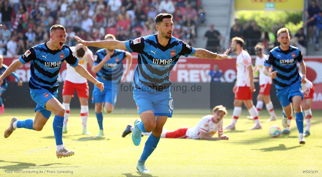 Zweite Liga, Zweite Bundesliga, Voetbal, Teamsport, Sport, Soccer, Regensburg, Saison 2022 2023, Profifußball, Männer, Mannschaftssport, Le Football, Herren, Germany, GER, Fußball, Futbol, Fussball, Fotball, Deutschland, DFL, DEU, Calcio, Jahnstadion, 2022/23, 2. Liga, 2. Fußball-Bundesliga, 2. FBL, 2. Bundesliga, 34. Spieltag, 1.FC, 1 FC Heidenheim 1846, SSV Jahn Regensburg - Bild-ID: 1001691 Zweite Liga, Zweite Bundesliga, Voetbal, Teamsport, Sport, Soccer, Regensburg, Saison 2022 2023, Profifußball, Männer, Mannschaftssport, Le Football, Herren, Germany, GER, Fußball, Futbol, Fussball, Fotball, Deutschland, DFL, DEU, Calcio, Jahnstadion, 2022/23, 2. Liga, 2. Fußball-Bundesliga, 2. FBL, 2. Bundesliga, 34. Spieltag, 1.FC, 1 FC Heidenheim 1846, SSV Jahn Regensburg - Bild-ID: 1001691
