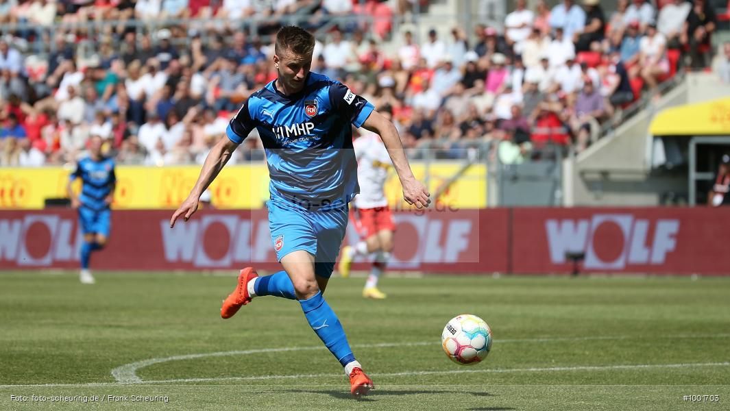 Zweite Liga, Zweite Bundesliga, Voetbal, Teamsport, Sport, Soccer, Regensburg, Saison 2022 2023, Profifußball, Männer, Mannschaftssport, Le Football, Herren, Germany, GER, Fußball, Futbol, Fussball, Fotball, Deutschland, DFL, DEU, Calcio, Jahnstadion, 2022/23, 2. Liga, 2. Fußball-Bundesliga, 2. FBL, 2. Bundesliga, 34. Spieltag, 1.FC, 1 FC Heidenheim 1846, SSV Jahn Regensburg - Bild-ID: 1001703 Zweite Liga, Zweite Bundesliga, Voetbal, Teamsport, Sport, Soccer, Regensburg, Saison 2022 2023, Profifußball, Männer, Mannschaftssport, Le Football, Herren, Germany, GER, Fußball, Futbol, Fussball, Fotball, Deutschland, DFL, DEU, Calcio, Jahnstadion, 2022/23, 2. Liga, 2. Fußball-Bundesliga, 2. FBL, 2. Bundesliga, 34. Spieltag, 1.FC, 1 FC Heidenheim 1846, SSV Jahn Regensburg - Bild-ID: 1001703