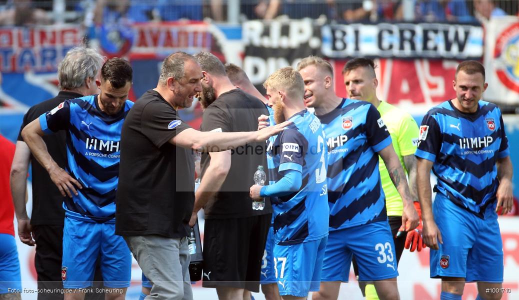 Zweite Liga, Zweite Bundesliga, Voetbal, Teamsport, Sport, Soccer, Regensburg, Saison 2022 2023, Profifußball, Männer, Mannschaftssport, Le Football, Herren, Germany, GER, Fußball, Futbol, Fussball, Fotball, Deutschland, DFL, DEU, Calcio, Jahnstadion, 2022/23, 2. Liga, 2. Fußball-Bundesliga, 2. FBL, 2. Bundesliga, 34. Spieltag, 1.FC, 1 FC Heidenheim 1846, SSV Jahn Regensburg - Bild-ID: 1001710 Zweite Liga, Zweite Bundesliga, Voetbal, Teamsport, Sport, Soccer, Regensburg, Saison 2022 2023, Profifußball, Männer, Mannschaftssport, Le Football, Herren, Germany, GER, Fußball, Futbol, Fussball, Fotball, Deutschland, DFL, DEU, Calcio, Jahnstadion, 2022/23, 2. Liga, 2. Fußball-Bundesliga, 2. FBL, 2. Bundesliga, 34. Spieltag, 1.FC, 1 FC Heidenheim 1846, SSV Jahn Regensburg - Bild-ID: 1001710