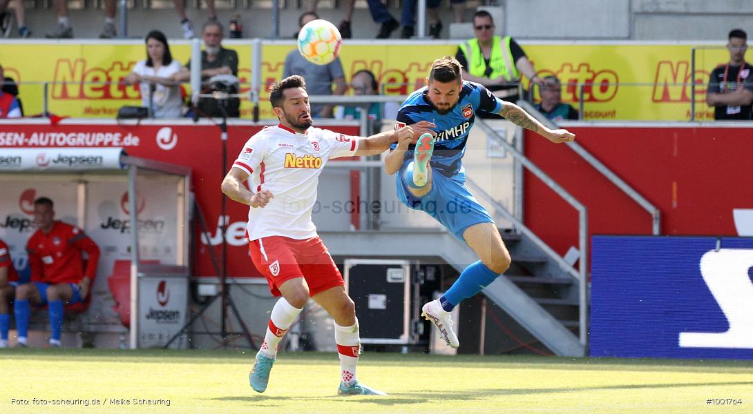 Zweite Liga, Zweite Bundesliga, Voetbal, Teamsport, Sport, Soccer, Regensburg, Saison 2022 2023, Profifußball, Männer, Mannschaftssport, Le Football, Herren, Germany, GER, Fußball, Futbol, Fussball, Fotball, Deutschland, DFL, DEU, Calcio, Jahnstadion, 2022/23, 2. Liga, 2. Fußball-Bundesliga, 2. FBL, 2. Bundesliga, 34. Spieltag, 1.FC, 1 FC Heidenheim 1846, SSV Jahn Regensburg - Bild-ID: 1001764 Zweite Liga, Zweite Bundesliga, Voetbal, Teamsport, Sport, Soccer, Regensburg, Saison 2022 2023, Profifußball, Männer, Mannschaftssport, Le Football, Herren, Germany, GER, Fußball, Futbol, Fussball, Fotball, Deutschland, DFL, DEU, Calcio, Jahnstadion, 2022/23, 2. Liga, 2. Fußball-Bundesliga, 2. FBL, 2. Bundesliga, 34. Spieltag, 1.FC, 1 FC Heidenheim 1846, SSV Jahn Regensburg - Bild-ID: 1001764