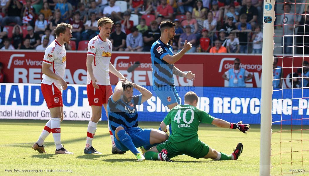 Zweite Liga, Zweite Bundesliga, Voetbal, Teamsport, Sport, Soccer, Regensburg, Saison 2022 2023, Profifußball, Männer, Mannschaftssport, Le Football, Herren, Germany, GER, Fußball, Futbol, Fussball, Fotball, Deutschland, DFL, DEU, Calcio, Jahnstadion, 2022/23, 2. Liga, 2. Fußball-Bundesliga, 2. FBL, 2. Bundesliga, 34. Spieltag, 1.FC, 1 FC Heidenheim 1846, SSV Jahn Regensburg - Bild-ID: 1001770 Zweite Liga, Zweite Bundesliga, Voetbal, Teamsport, Sport, Soccer, Regensburg, Saison 2022 2023, Profifußball, Männer, Mannschaftssport, Le Football, Herren, Germany, GER, Fußball, Futbol, Fussball, Fotball, Deutschland, DFL, DEU, Calcio, Jahnstadion, 2022/23, 2. Liga, 2. Fußball-Bundesliga, 2. FBL, 2. Bundesliga, 34. Spieltag, 1.FC, 1 FC Heidenheim 1846, SSV Jahn Regensburg - Bild-ID: 1001770