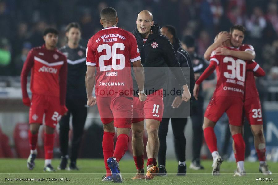 SPO, viertklassig, vierthoechste Spielklasse, Voetbal, Teamsport, Sport, Soccer, Saison 2024 2025, Profifussball, Maenner, Mannschaftssport, Wuerzburg, Le Football, Herren, Germany, GER, Fussball, Futbol, Fussball, Fotball, Viertklassigkeit, Vierte Liga, Deutschland, DFB, DEU, AKON ARENA, Calcio, Regionalliga, Regionalliga Bayern, 2024/25, 15. Spieltag - Bild-ID: 1001880 SPO, viertklassig, vierthoechste Spielklasse, Voetbal, Teamsport, Sport, Soccer, Saison 2024 2025, Profifussball, Maenner, Mannschaftssport, Wuerzburg, Le Football, Herren, Germany, GER, Fussball, Futbol, Fussball, Fotball, Viertklassigkeit, Vierte Liga, Deutschland, DFB, DEU, AKON ARENA, Calcio, Regionalliga, Regionalliga Bayern, 2024/25, 15. Spieltag - Bild-ID: 1001880