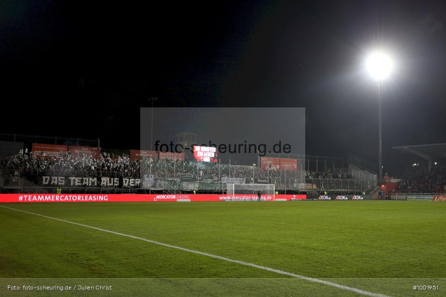 SPO, viertklassig, vierthoechste Spielklasse, Voetbal, Teamsport, Sport, Soccer, Saison 2024 2025, Profifussball, Maenner, Mannschaftssport, Wuerzburg, Le Football, Herren, Germany, GER, Fussball, Futbol, Fussball, Fotball, Viertklassigkeit, Vierte Liga, Deutschland, DFB, DEU, AKON ARENA, Calcio, Regionalliga, Regionalliga Bayern, 2024/25, 15. Spieltag - Bild-ID: 1001951 SPO, viertklassig, vierthoechste Spielklasse, Voetbal, Teamsport, Sport, Soccer, Saison 2024 2025, Profifussball, Maenner, Mannschaftssport, Wuerzburg, Le Football, Herren, Germany, GER, Fussball, Futbol, Fussball, Fotball, Viertklassigkeit, Vierte Liga, Deutschland, DFB, DEU, AKON ARENA, Calcio, Regionalliga, Regionalliga Bayern, 2024/25, 15. Spieltag - Bild-ID: 1001951