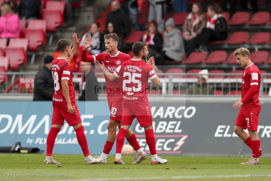 SPO, viertklassig, vierthoechste Spielklasse, Voetbal, Teamsport, Sport, Soccer, Saison 2024 2025, Profifussball, Maenner, Mannschaftssport, Wuerzburg, Le Football, Herren, Germany, GER, Fussball, Futbol, Fussball, Fotball, Viertklassigkeit, Vierte Liga, Deutschland, DFB, DEU, AKON ARENA, Calcio, Regionalliga, Regionalliga Bayern, 2024/25, 13. Spieltag - Bild-ID: 1002057 SPO, viertklassig, vierthoechste Spielklasse, Voetbal, Teamsport, Sport, Soccer, Saison 2024 2025, Profifussball, Maenner, Mannschaftssport, Wuerzburg, Le Football, Herren, Germany, GER, Fussball, Futbol, Fussball, Fotball, Viertklassigkeit, Vierte Liga, Deutschland, DFB, DEU, AKON ARENA, Calcio, Regionalliga, Regionalliga Bayern, 2024/25, 13. Spieltag - Bild-ID: 1002057