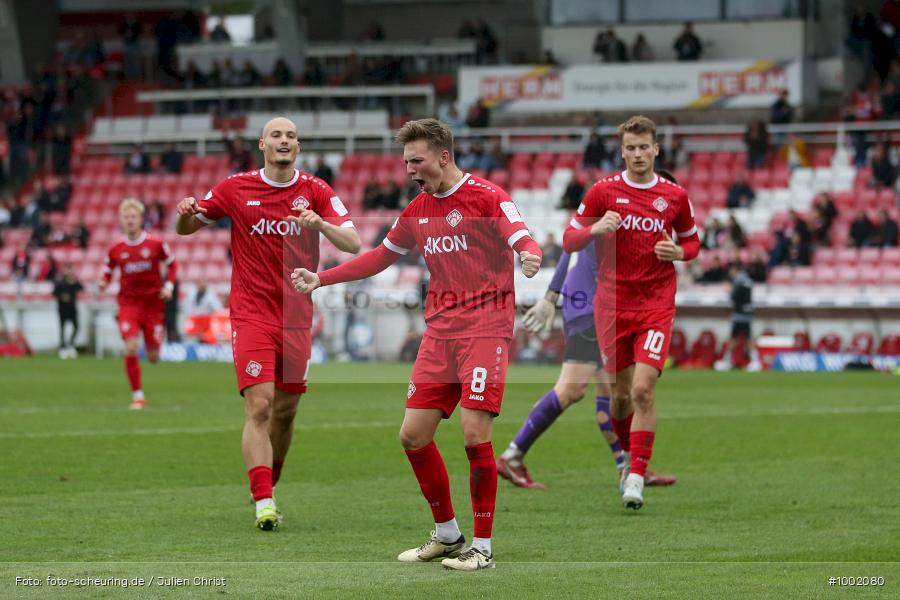 viertklassig, vierthoechste Spielklasse, Voetbal, Teamsport, Sport, Soccer, Saison 2024 2025, Profifussball, Maenner, Mannschaftssport, Wuerzburg, Le Football, Herren, Germany, GER, Futbol, Fussball, Fotball, Viertklassigkeit, Vierte Liga, Deutschland, DFB, DEU, AKON Arena, Calcio, Regionalliga, Regionalliga Bayern, 2024/25, 18. Spieltag - Bild-ID: 1002080 viertklassig, vierthoechste Spielklasse, Voetbal, Teamsport, Sport, Soccer, Saison 2024 2025, Profifussball, Maenner, Mannschaftssport, Wuerzburg, Le Football, Herren, Germany, GER, Futbol, Fussball, Fotball, Viertklassigkeit, Vierte Liga, Deutschland, DFB, DEU, AKON Arena, Calcio, Regionalliga, Regionalliga Bayern, 2024/25, 18. Spieltag - Bild-ID: 1002080