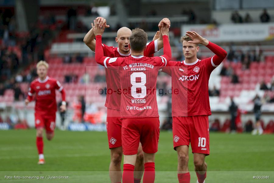 viertklassig, vierthoechste Spielklasse, Voetbal, Teamsport, Sport, Soccer, Saison 2024 2025, Profifussball, Maenner, Mannschaftssport, Wuerzburg, Le Football, Herren, Germany, GER, Futbol, Fussball, Fotball, Viertklassigkeit, Vierte Liga, Deutschland, DFB, DEU, AKON Arena, Calcio, Regionalliga, Regionalliga Bayern, 2024/25, 18. Spieltag - Bild-ID: 1002081 viertklassig, vierthoechste Spielklasse, Voetbal, Teamsport, Sport, Soccer, Saison 2024 2025, Profifussball, Maenner, Mannschaftssport, Wuerzburg, Le Football, Herren, Germany, GER, Futbol, Fussball, Fotball, Viertklassigkeit, Vierte Liga, Deutschland, DFB, DEU, AKON Arena, Calcio, Regionalliga, Regionalliga Bayern, 2024/25, 18. Spieltag - Bild-ID: 1002081