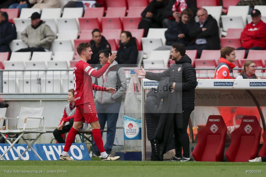 viertklassig, vierthoechste Spielklasse, Voetbal, Teamsport, Sport, Soccer, Saison 2024 2025, Profifussball, Maenner, Mannschaftssport, Wuerzburg, Le Football, Herren, Germany, GER, Futbol, Fussball, Fotball, Viertklassigkeit, Vierte Liga, Deutschland, DFB, DEU, AKON Arena, Calcio, Regionalliga, Regionalliga Bayern, 2024/25, 18. Spieltag - Bild-ID: 1002135 viertklassig, vierthoechste Spielklasse, Voetbal, Teamsport, Sport, Soccer, Saison 2024 2025, Profifussball, Maenner, Mannschaftssport, Wuerzburg, Le Football, Herren, Germany, GER, Futbol, Fussball, Fotball, Viertklassigkeit, Vierte Liga, Deutschland, DFB, DEU, AKON Arena, Calcio, Regionalliga, Regionalliga Bayern, 2024/25, 18. Spieltag - Bild-ID: 1002135