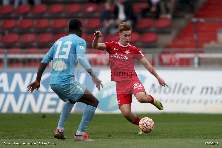 viertklassig, vierthoechste Spielklasse, Voetbal, Teamsport, Sport, Soccer, Saison 2024 2025, Profifussball, Maenner, Mannschaftssport, Wuerzburg, Le Football, Herren, Germany, GER, Futbol, Fussball, Fotball, Viertklassigkeit, Vierte Liga, Deutschland, DFB, DEU, AKON Arena, Calcio, Regionalliga, Regionalliga Bayern, 2024/25, 18. Spieltag - Bild-ID: 1002142