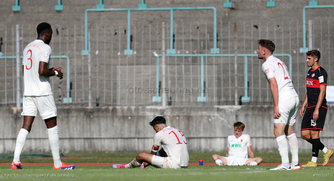 SPO, viertklassig, vierthöchste Spielklasse, Voetbal, Teamsport, Sport, Soccer, Saison 2024 2025, Profifußball, Männer, Mannschaftssport, Augsburg, Le Football, Herren, Germany, GER, Fußball, Futbol, Fussball, Fotball, Viertklassigkeit, Vierte Liga, Deutschland, DFB, DEU, Rosenaustadion, Calcio, Regionalliga, Regionalliga Bayern, 2024/25, 10. Spieltag - Bild-ID: 1002237