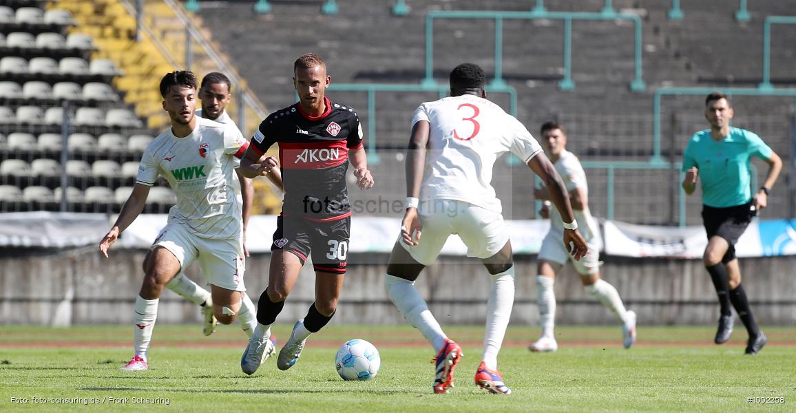 SPO, viertklassig, vierthöchste Spielklasse, Voetbal, Teamsport, Sport, Soccer, Saison 2024 2025, Profifußball, Männer, Mannschaftssport, Augsburg, Le Football, Herren, Germany, GER, Fußball, Futbol, Fussball, Fotball, Viertklassigkeit, Vierte Liga, Deutschland, DFB, DEU, Rosenaustadion, Calcio, Regionalliga, Regionalliga Bayern, 2024/25, 10. Spieltag - Bild-ID: 1002258 SPO, viertklassig, vierthöchste Spielklasse, Voetbal, Teamsport, Sport, Soccer, Saison 2024 2025, Profifußball, Männer, Mannschaftssport, Augsburg, Le Football, Herren, Germany, GER, Fußball, Futbol, Fussball, Fotball, Viertklassigkeit, Vierte Liga, Deutschland, DFB, DEU, Rosenaustadion, Calcio, Regionalliga, Regionalliga Bayern, 2024/25, 10. Spieltag - Bild-ID: 1002258