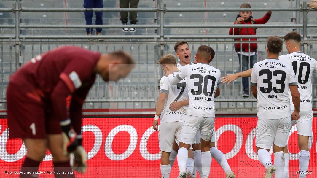 SPO, viertklassig, vierthöchste Spielklasse, Voetbal, Teamsport, Sport, Soccer, Saison 2024 2025, Profifußball, Männer, Mannschaftssport, Würzburg, Le Football, Herren, Germany, GER, Fußball, Futbol, Fussball, Fotball, Viertklassigkeit, Vierte Liga, Deutschland, DFB, DEU, AKON ARENA, Calcio, Regionalliga, Regionalliga Bayern, 2024/25, 9. Spieltag - Bild-ID: 1002365 SPO, viertklassig, vierthöchste Spielklasse, Voetbal, Teamsport, Sport, Soccer, Saison 2024 2025, Profifußball, Männer, Mannschaftssport, Würzburg, Le Football, Herren, Germany, GER, Fußball, Futbol, Fussball, Fotball, Viertklassigkeit, Vierte Liga, Deutschland, DFB, DEU, AKON ARENA, Calcio, Regionalliga, Regionalliga Bayern, 2024/25, 9. Spieltag - Bild-ID: 1002365