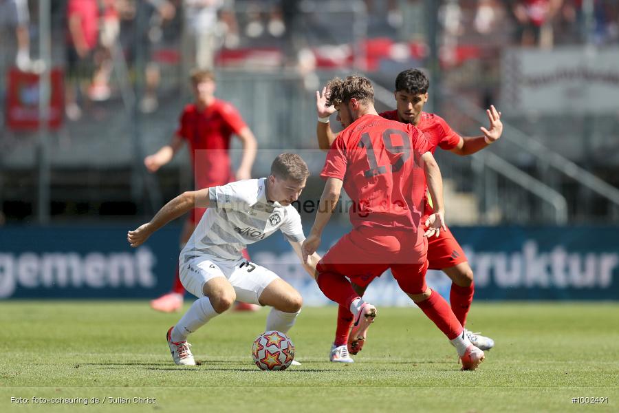 SPO, viertklassig, vierthoechste Spielklasse, Voetbal, Teamsport, Sport, Soccer, Saison 2024 2025, Profifussball, Maenner, Mannschaftssport, Wuerzburg, Le Football, Herren, Germany, GER, Fussball, Futbol, Fussball, Fotball, Viertklassigkeit, Vierte Liga, Deutschland, DFB, DEU, AKON ARENA, Calcio, Regionalliga, Regionalliga Bayern, 2024/25, 6. Spieltag - Bild-ID: 1002491 SPO, viertklassig, vierthoechste Spielklasse, Voetbal, Teamsport, Sport, Soccer, Saison 2024 2025, Profifussball, Maenner, Mannschaftssport, Wuerzburg, Le Football, Herren, Germany, GER, Fussball, Futbol, Fussball, Fotball, Viertklassigkeit, Vierte Liga, Deutschland, DFB, DEU, AKON ARENA, Calcio, Regionalliga, Regionalliga Bayern, 2024/25, 6. Spieltag - Bild-ID: 1002491